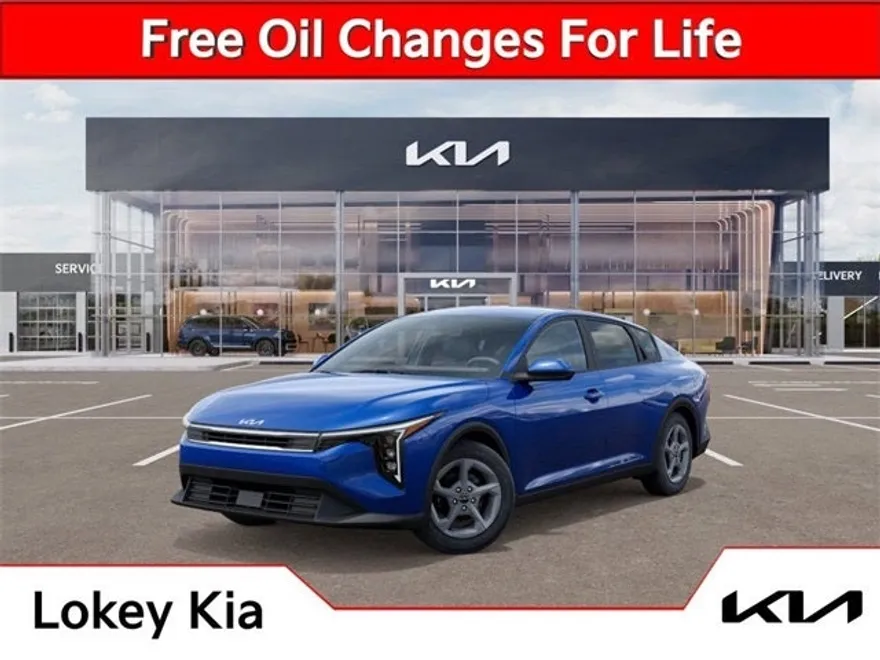2025 Kia K4 LXS photo 1