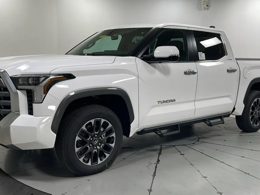 2026 Toyota Tundra Limited CrewMax photo 1