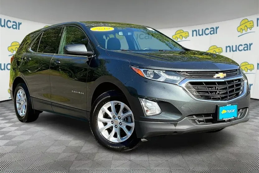 2019 Chevrolet Equinox LT photo 1