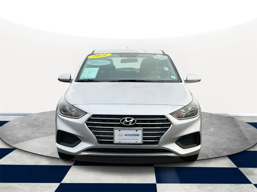2021 Hyundai Accent SE photo 1