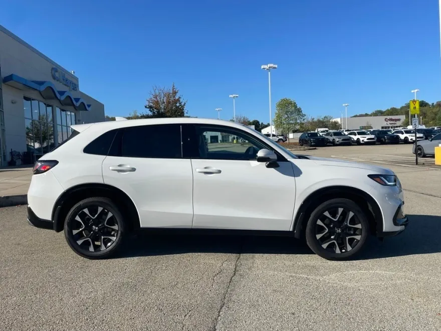 2026 Honda HR-V EX-L photo 1
