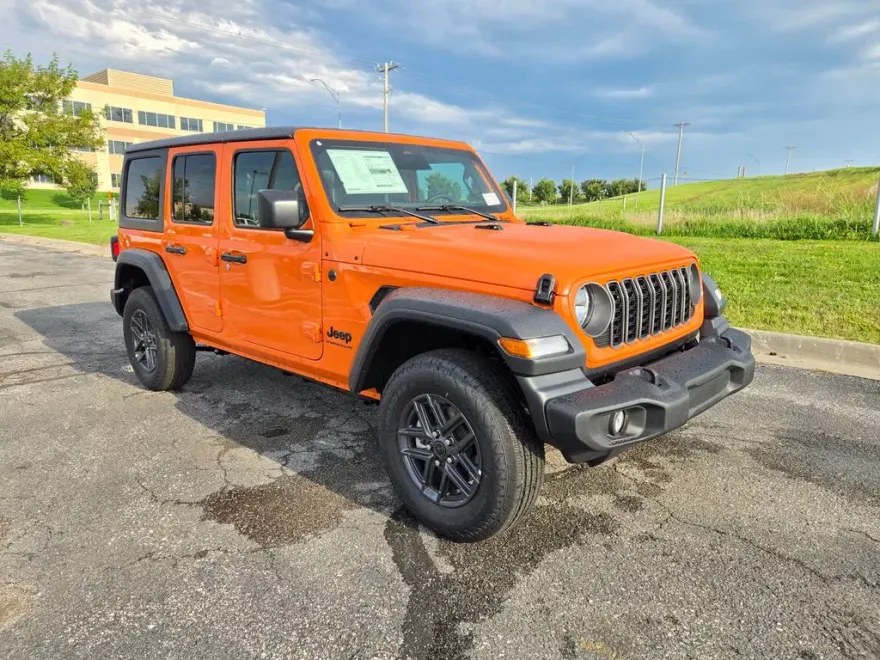 2025 Jeep Wrangler Sport S photo 1