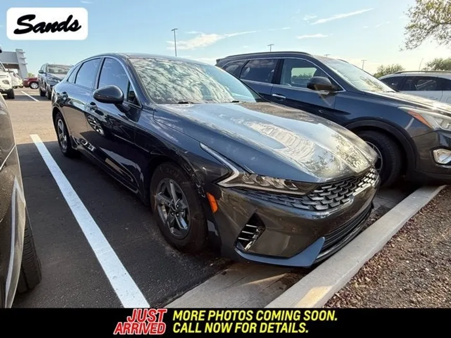 2022 Kia K5 LXS photo 1