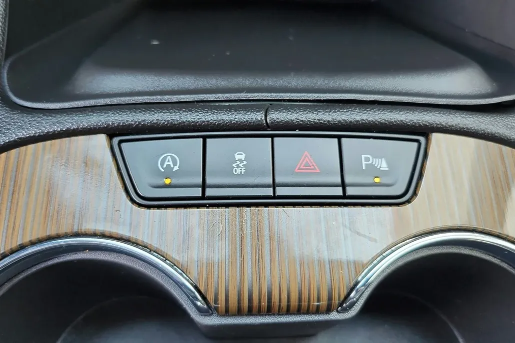 2023 Gmc Acadia SLE photo 1