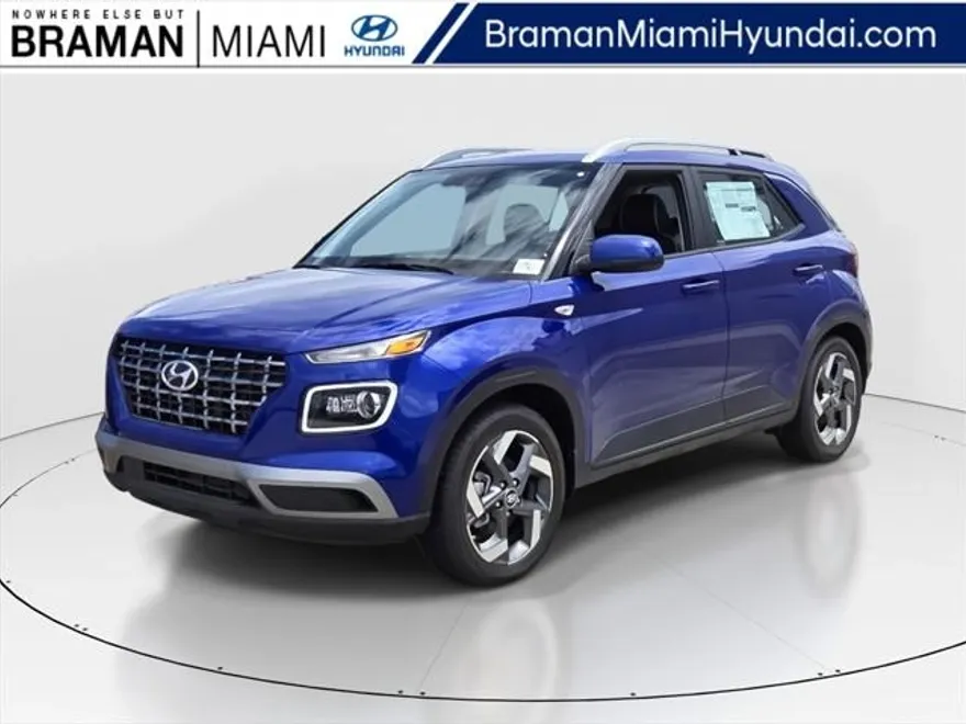 2024 Hyundai Venue Limited photo 1