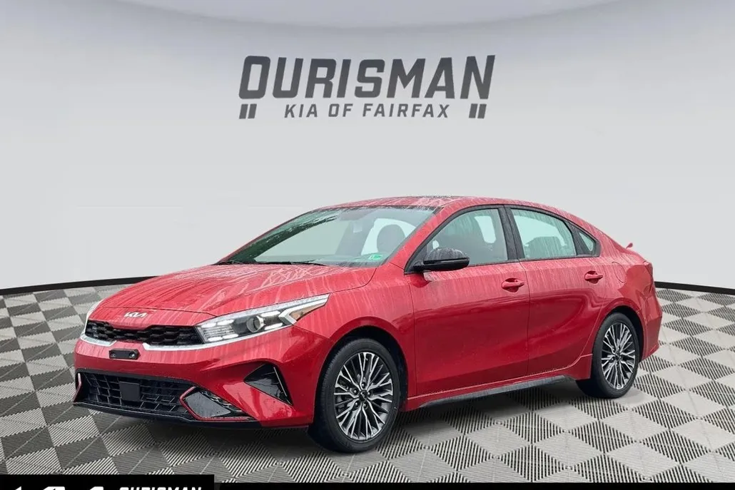 2024 Kia Forte GT-Line photo 1