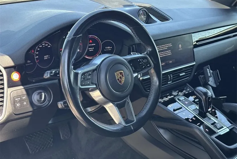 2022 Porsche Cayenne Base photo 1
