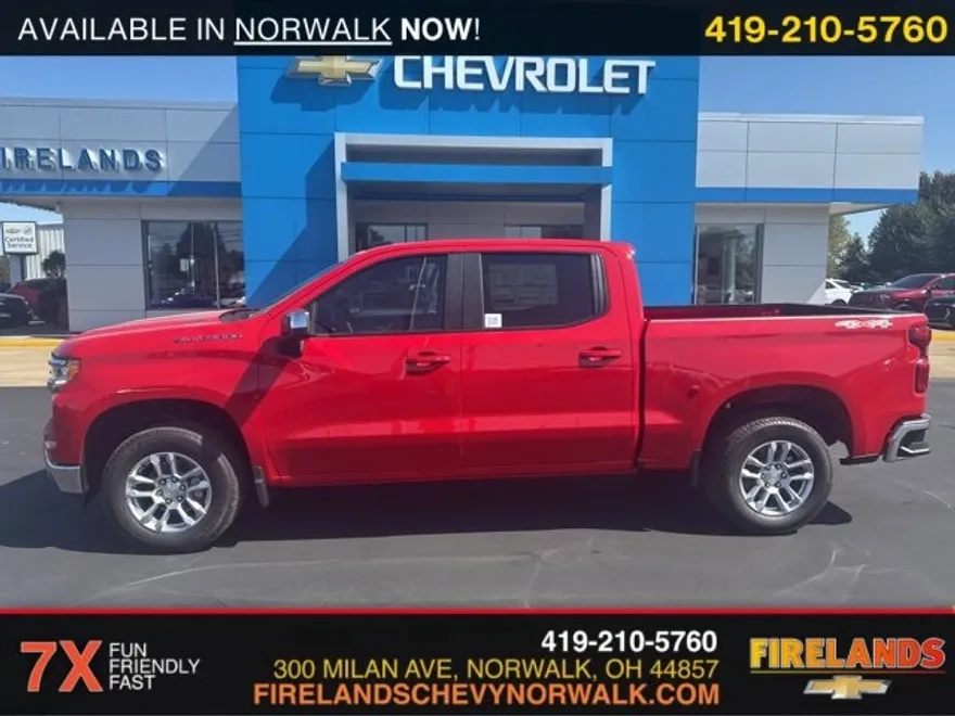 2026 Chevrolet Silverado 1500 LT photo 1