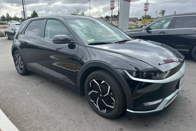 2023 Hyundai Ioniq 5 SEL photo 1