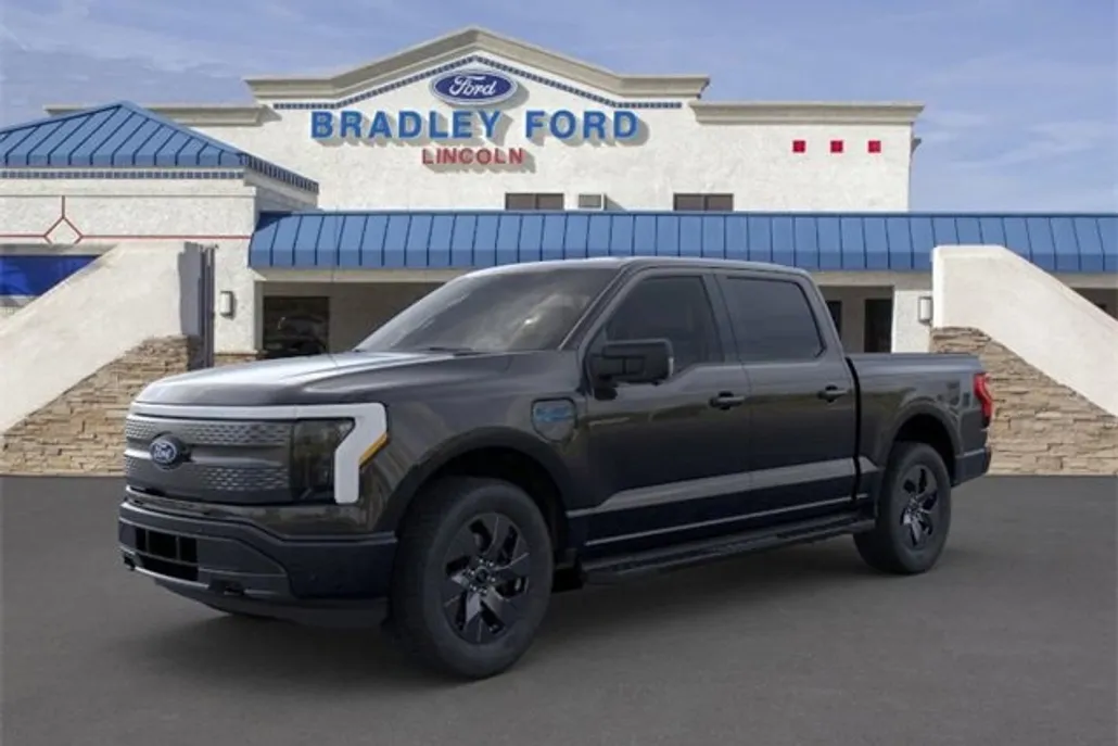2025 Ford F-150 Lightning photo 1