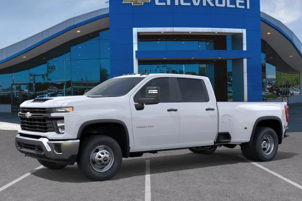2026 Chevrolet Silverado 3500HD photo 1
