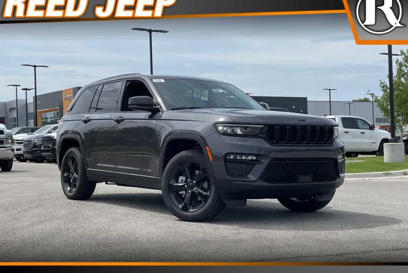 2025 Jeep Grand Cherokee Limited photo 1