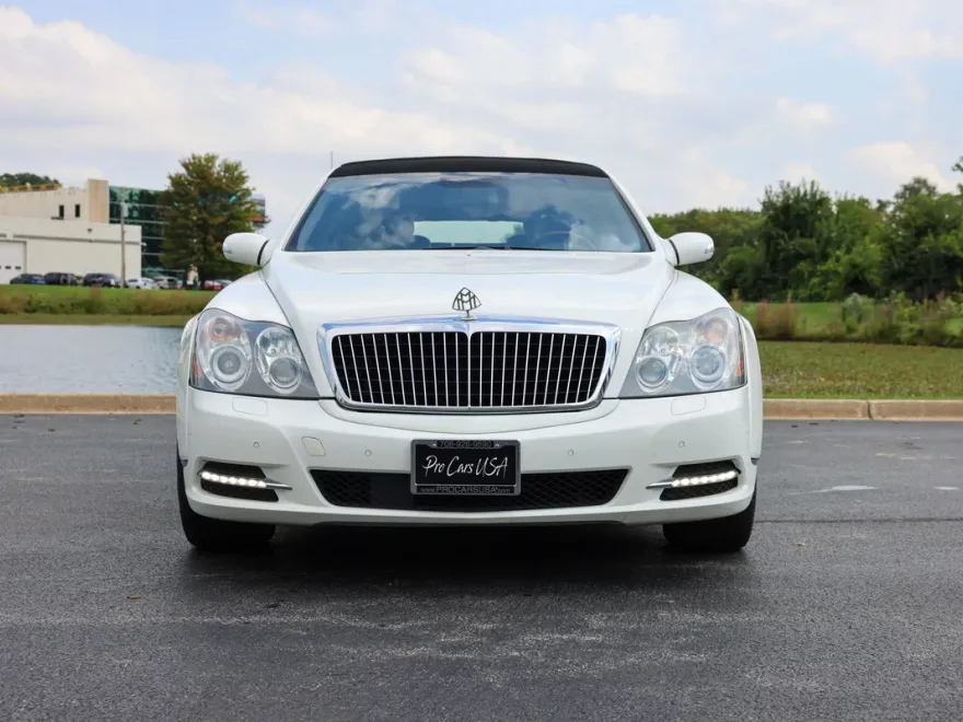2004 Maybach 57 photo 1