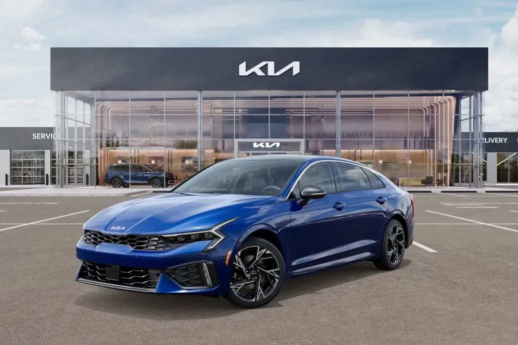2025 Kia K5 GT-Line photo 1