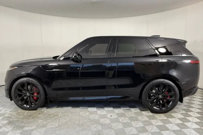 2023 Land Rover Range Rover Sport P530 First Edition photo 1