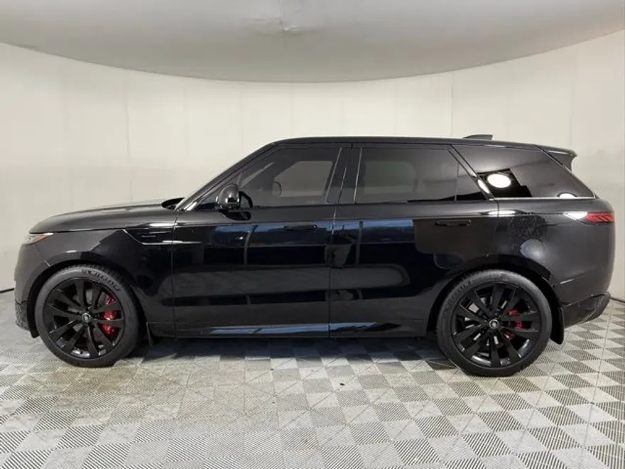 2023 Land Rover Range Rover Sport P530 First Edition photo 1