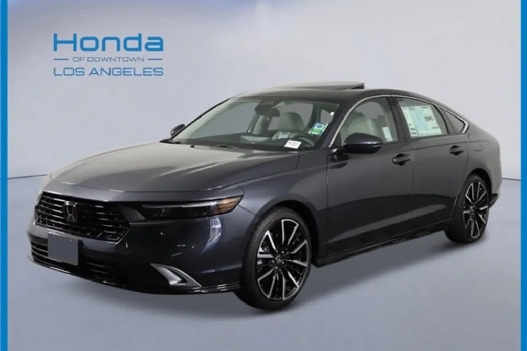 2025 Honda Accord Hybrid Touring photo 1