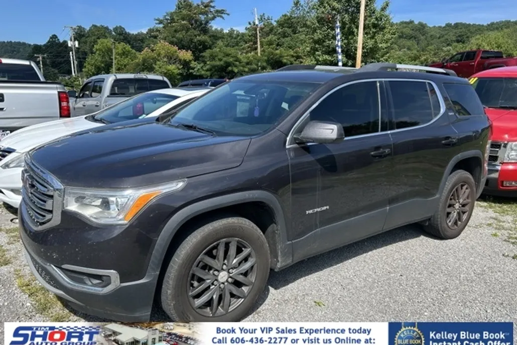 2017 Gmc Acadia SLT photo 1