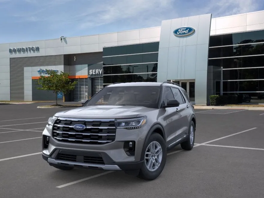 2025 Ford Explorer photo 1
