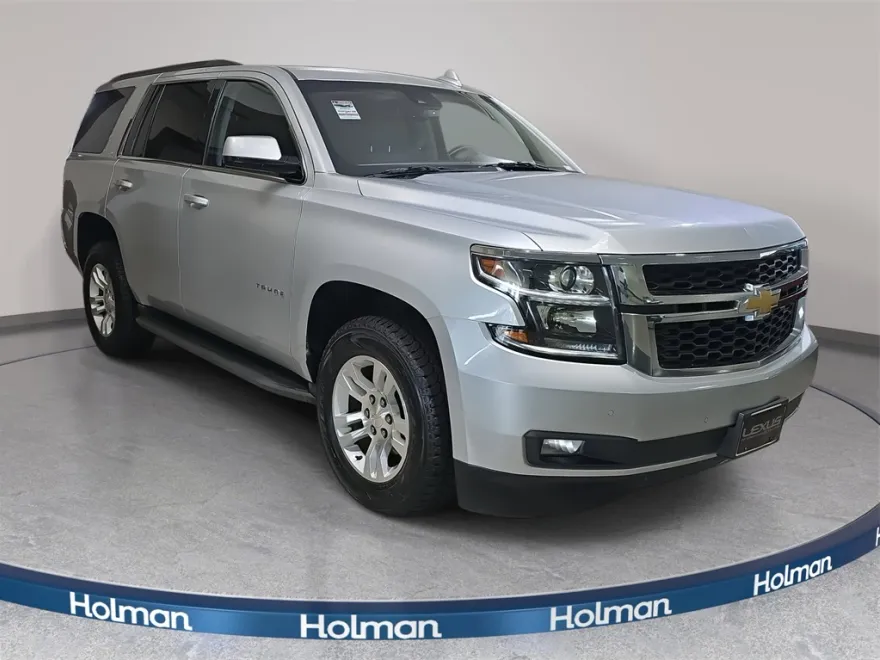 2015 Chevrolet Tahoe LT photo 1