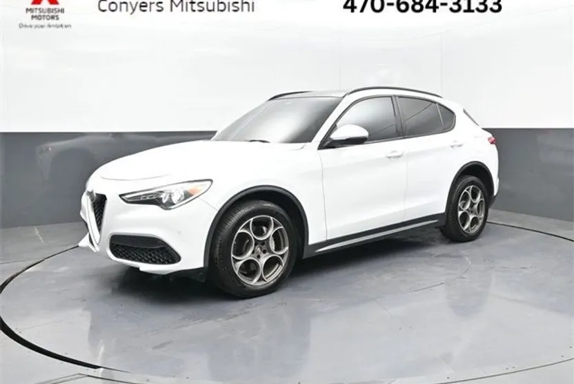 2022 Alfa Romeo Stelvio Ti photo 1