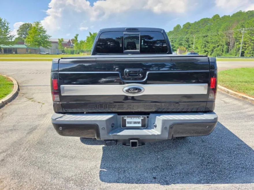 2015 Ford F-350 Platinum photo 1