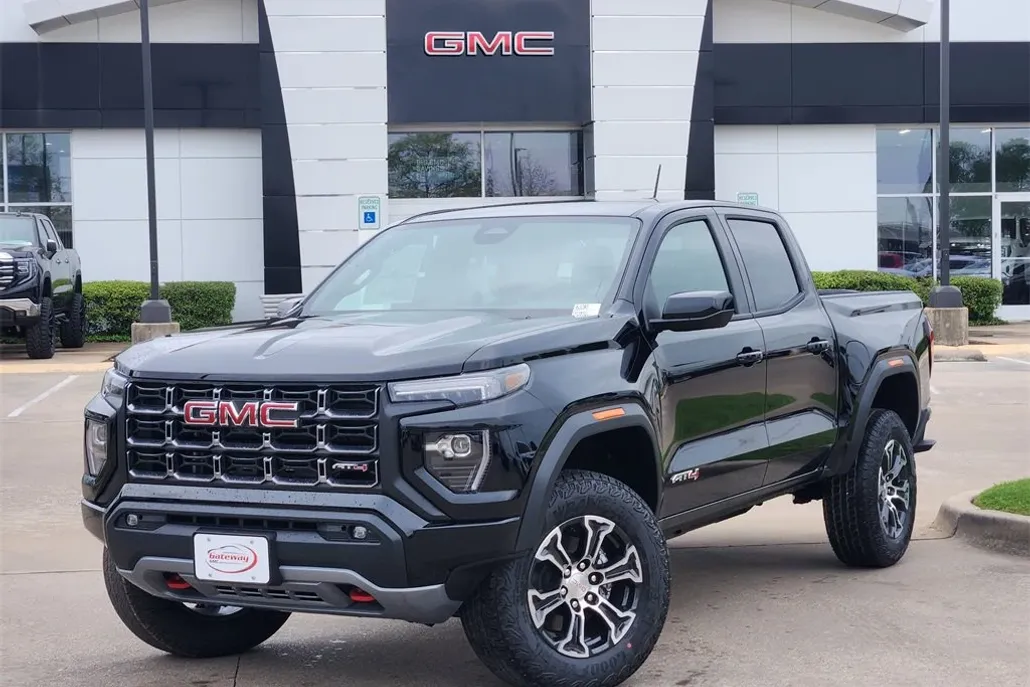 2025 Gmc Canyon AT4 photo 1