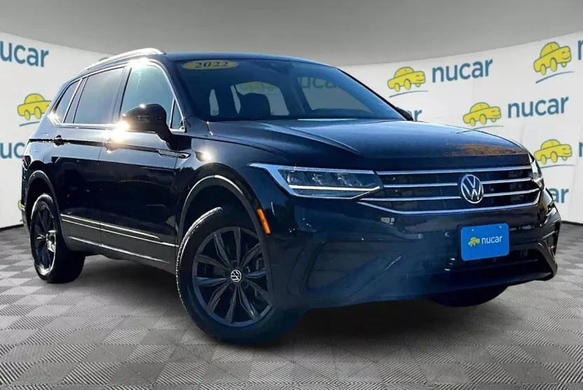 2022 Volkswagen Tiguan SE photo 1