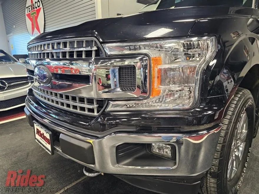 2019 Ford F-150 XLT photo 1