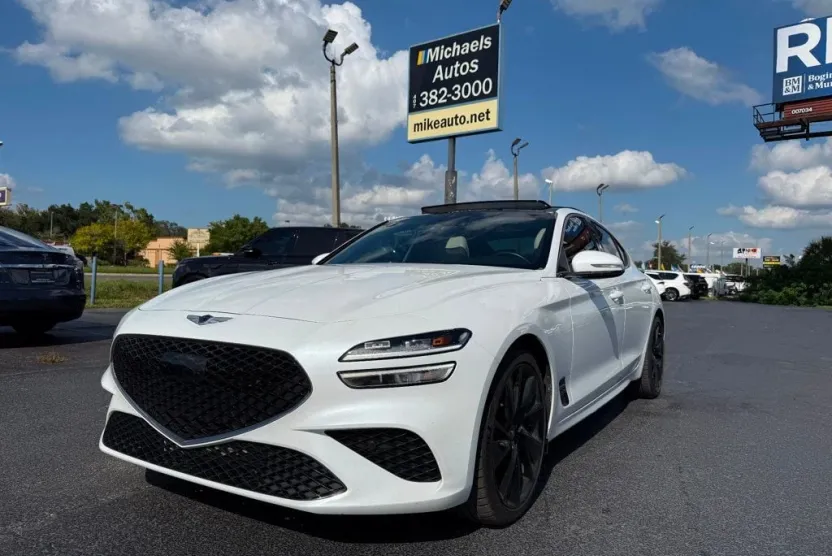 2023 Genesis G70 2.0T Sport Prestige photo 1