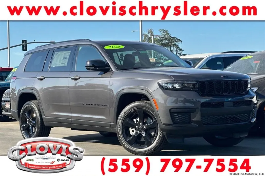 2025 Jeep Grand Cherokee Altitude photo 1