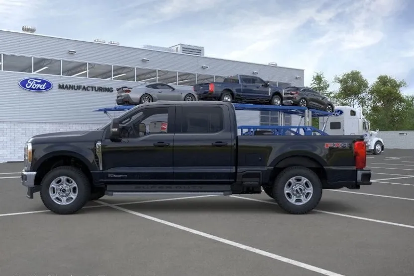 2026 Ford F-350 XLT photo 1