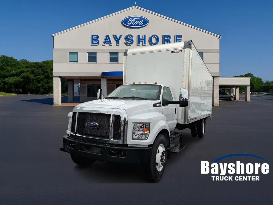 2024 Ford F-650 photo 1