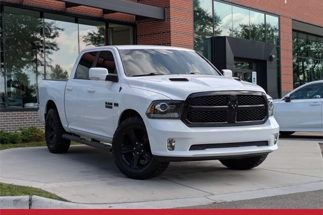 2018 Ram 1500 Sport photo 1