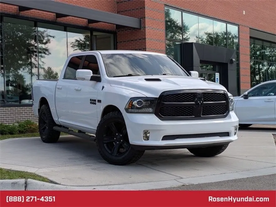 2018 Ram 1500 Sport photo 1