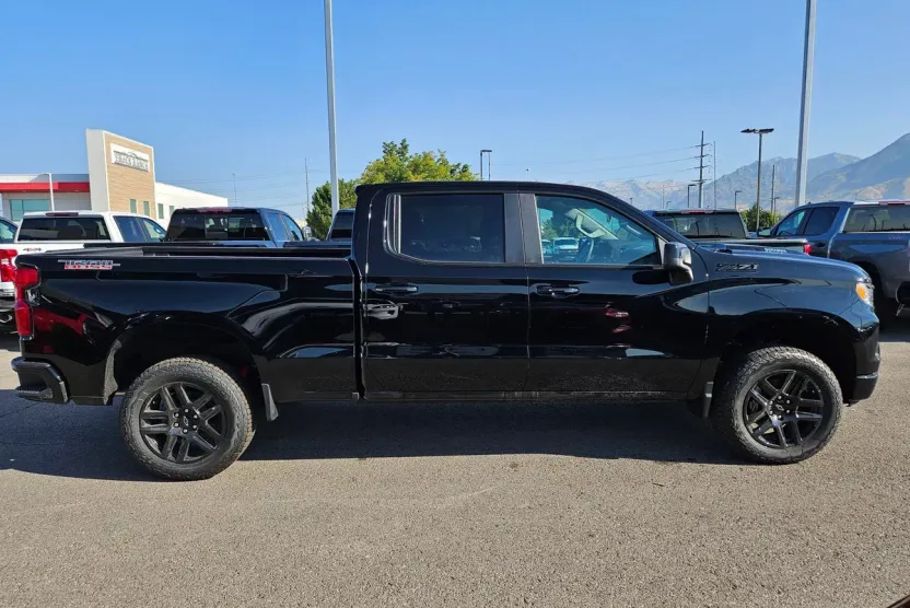 2026 Chevrolet Silverado 1500 LT Trail Boss photo 1