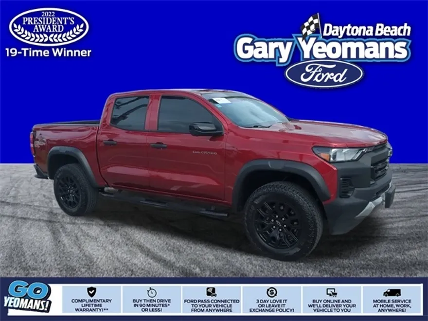 2023 Chevrolet Colorado Trail Boss photo 1