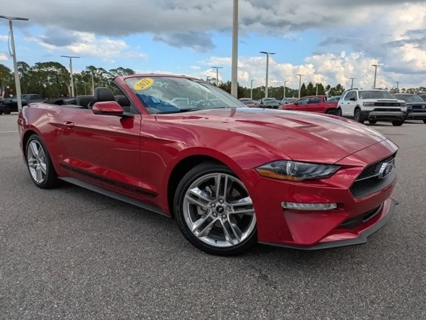 2021 Ford Mustang EcoBoost Premium photo 1