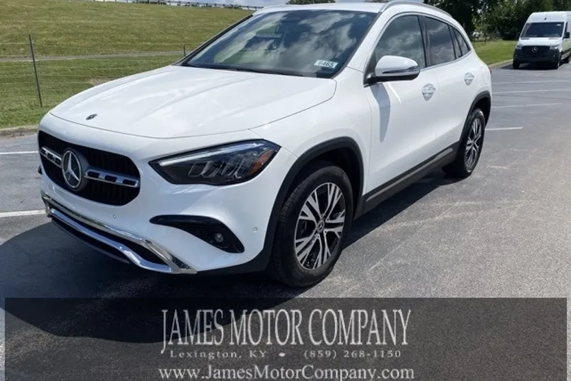 2025 Mercedes Benz GLA 250 4MATIC photo 1