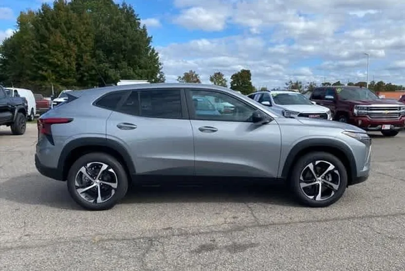 2026 Chevrolet Trax photo 1