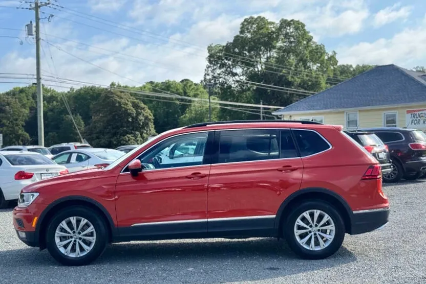 2018 Volkswagen Tiguan SE photo 1