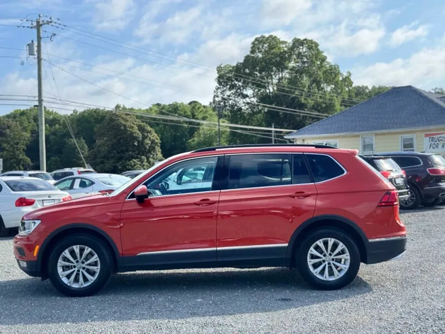 2018 Volkswagen Tiguan SE photo 1