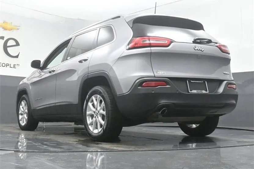 2018 Jeep Cherokee Latitude photo 1