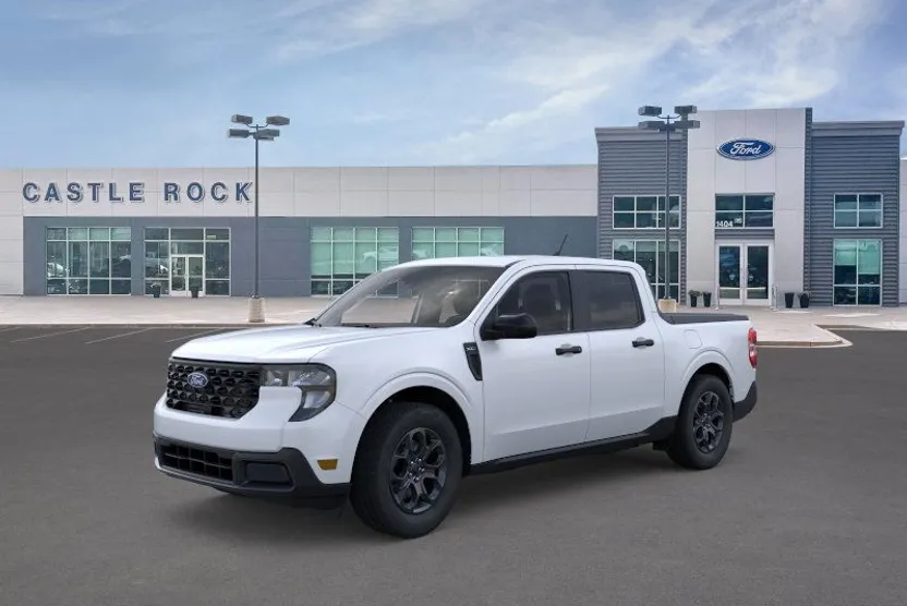 2025 Ford Maverick XLT photo 1