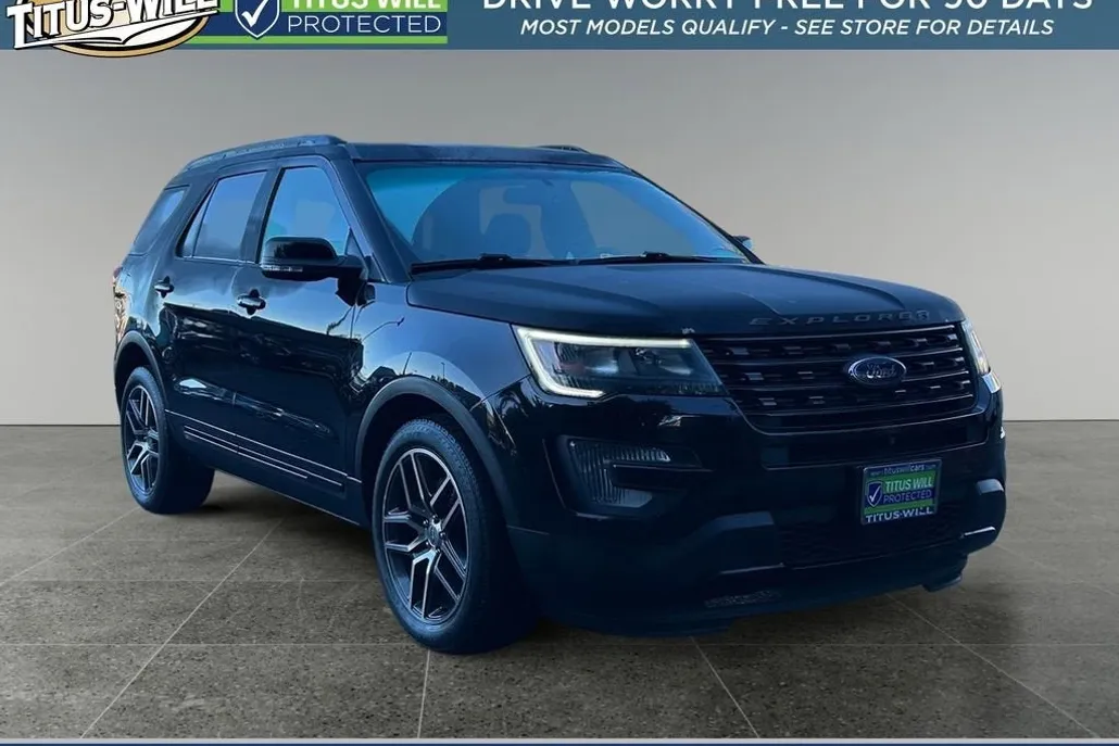 2017 Ford Explorer Sport photo 1