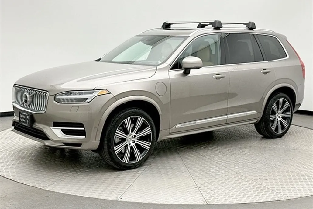 2022 Volvo XC90 Recharge T8 Inscription photo 1