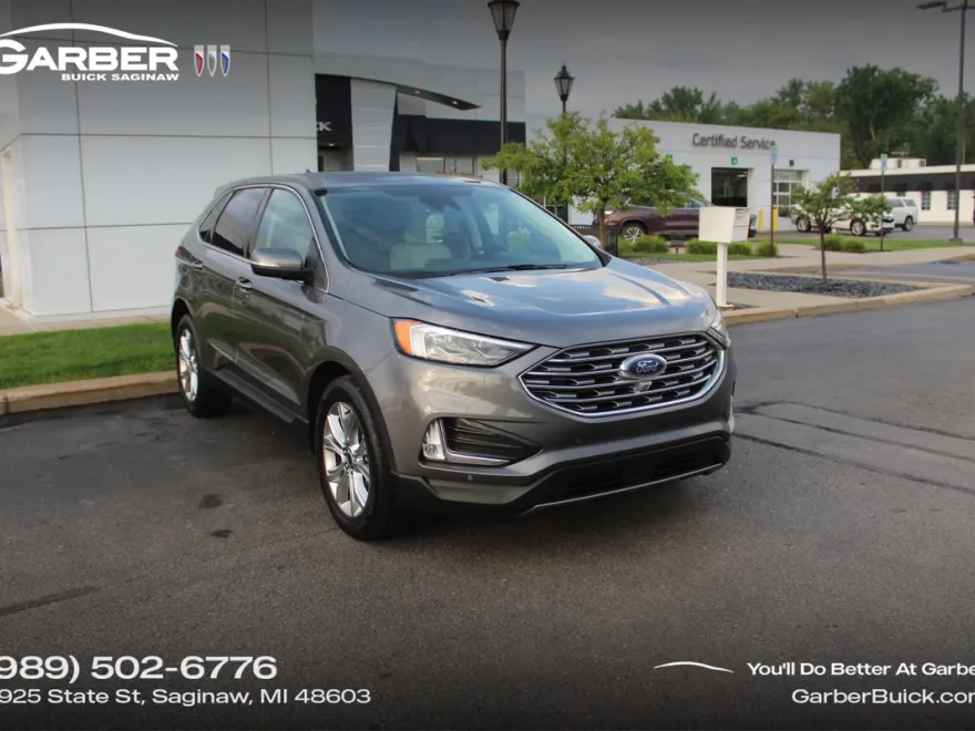 2022 Ford Edge Titanium photo 1