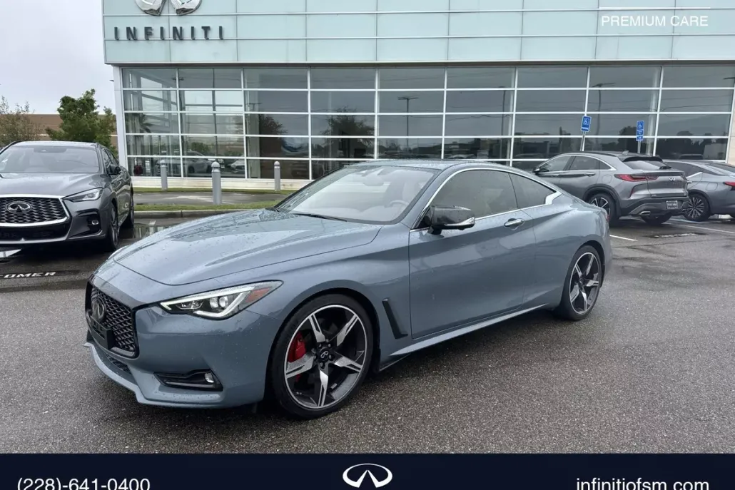 2021 Infiniti Q60 Red Sport 400 photo 1