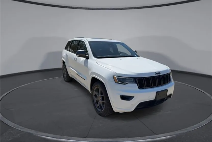 2021 Jeep Grand Cherokee Limited photo 1