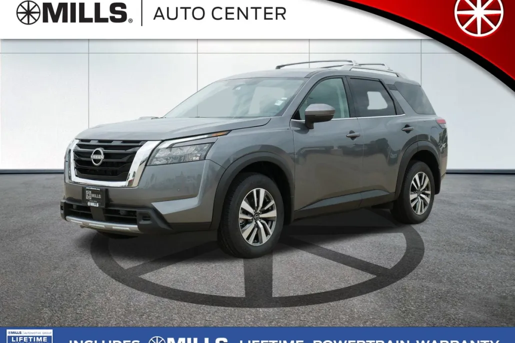 2025 Nissan Pathfinder SL photo 1